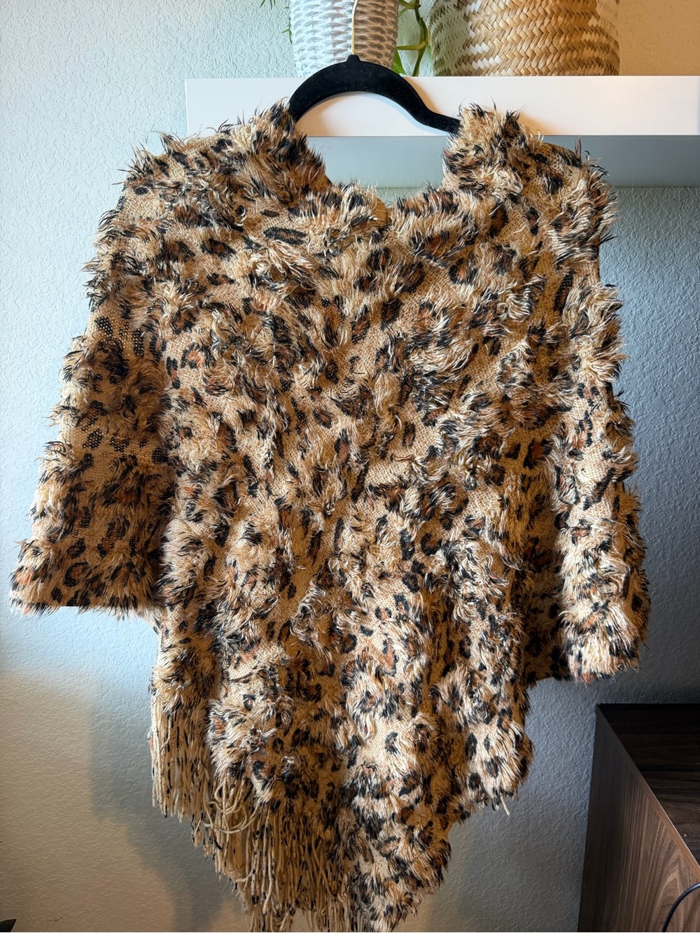 Leopard Print Faux Fur Poncho - Tan/Black